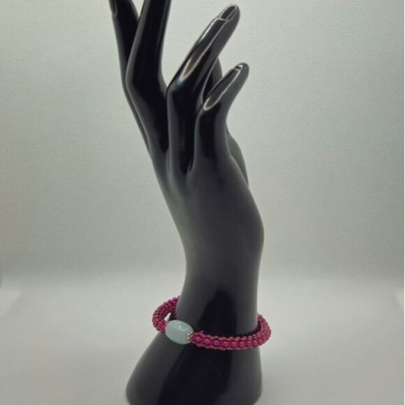 Aquamarine and Garnet Beaded Stretch Bracelet NWOT - Picture 2 of 9